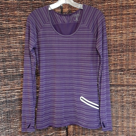 Athleta Shirt Women's Small Purple Long Sleeve Reflective Running Activewear Gym - Picture 3 of 9
